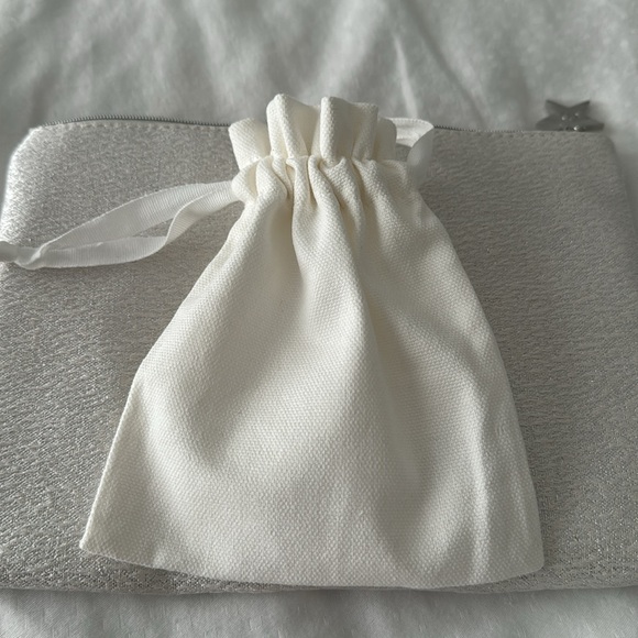 dior mini pouch brand new 5 x 6 inches - Picture 4 of 4